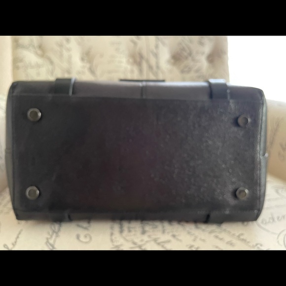 Bcbg MaxAzria leather structured shopper bag tote - Picture 11 of 13